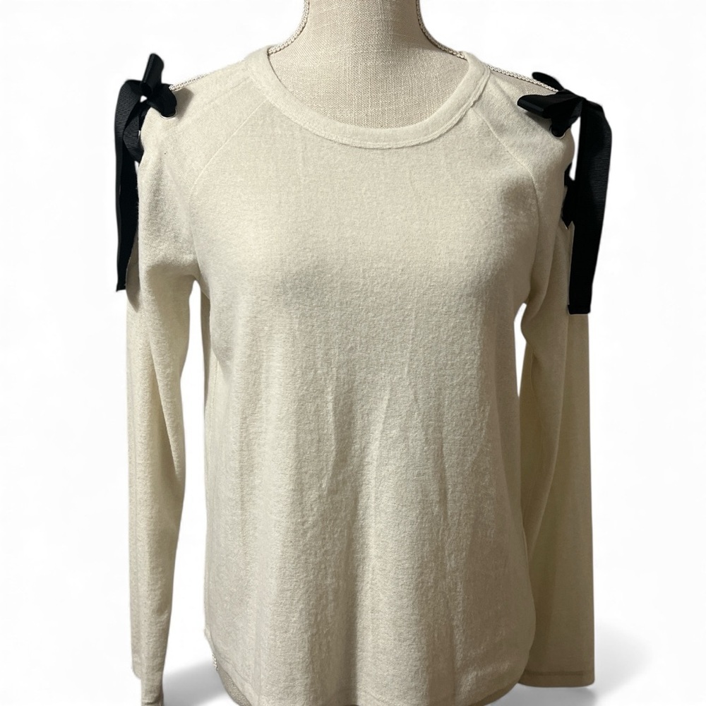 True Craft Woman’s Cream Long Sleeve Top with Black Bow Details. Sz/S NWT